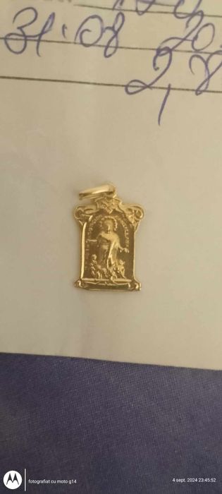 iconiță 18k g 2.80 este din Spania este ca nou