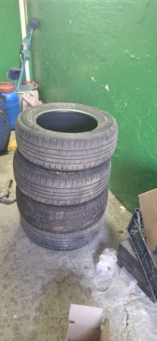 Продам резину б/у триангел