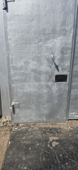 Продам железный гараж