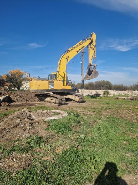 Excavator  komatsu pc210lc