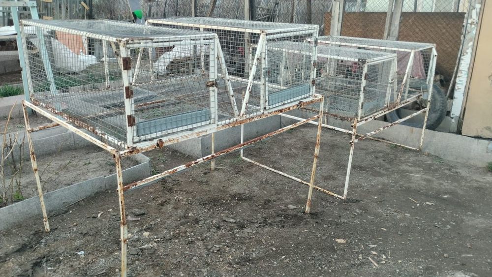 Продам клетки для кроликов