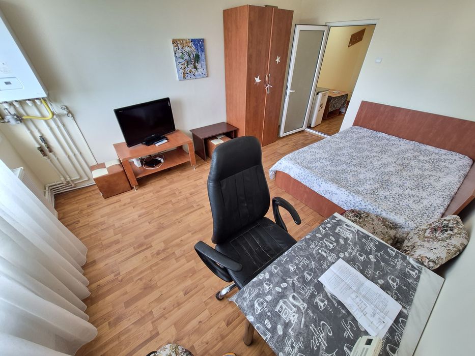 Închiriez garsonieră tiglina 1