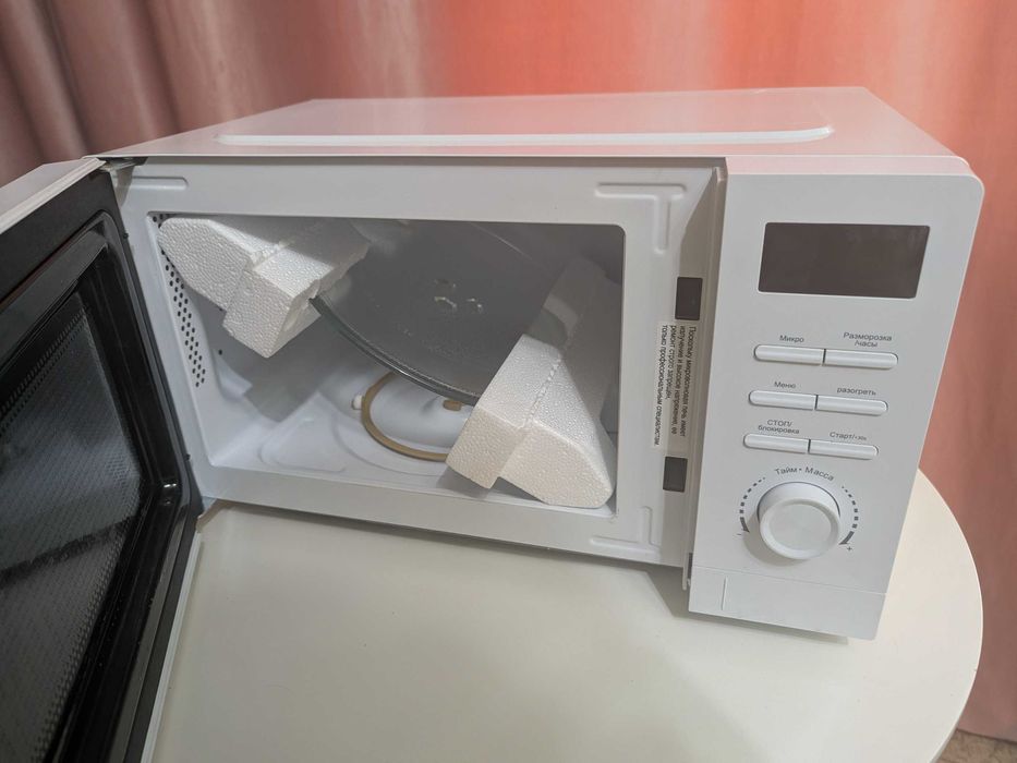 Продам микроволновую печь Avant