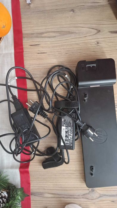 Laptop HP EliteBook 850 G3 + Docking station + geanta laptop HP