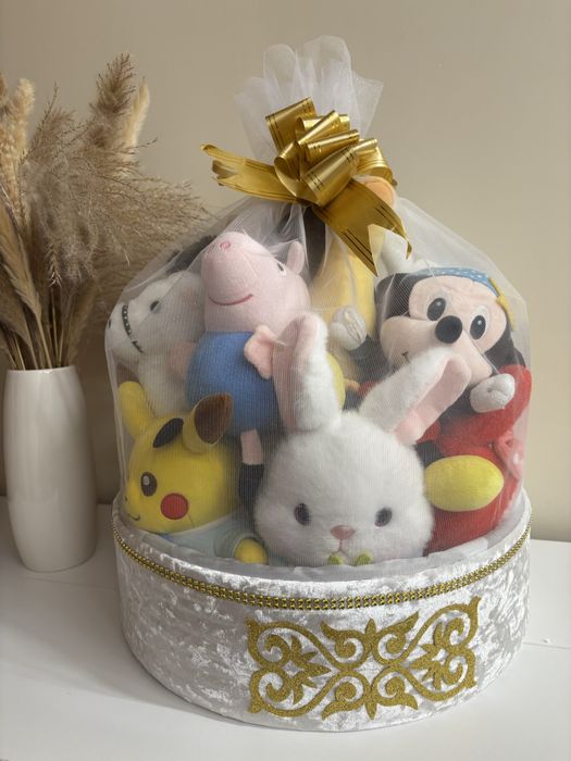 Продам Калта с игрушками