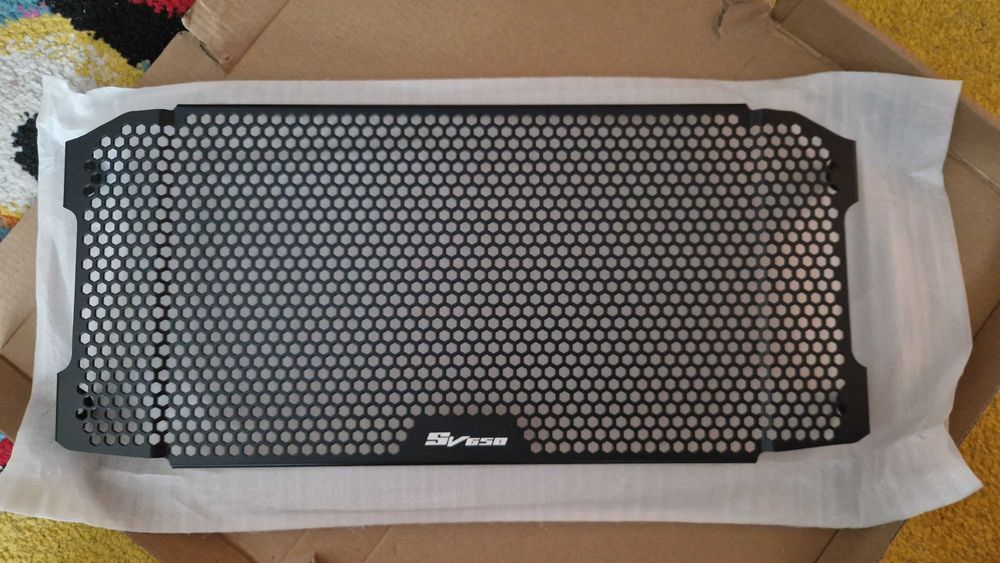 Protectie Radiator Suzuki SV650 - ERMAX - Noua, cu accesorii montaj