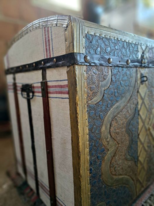 *ТОП* обява продавам старинен скрин ракла