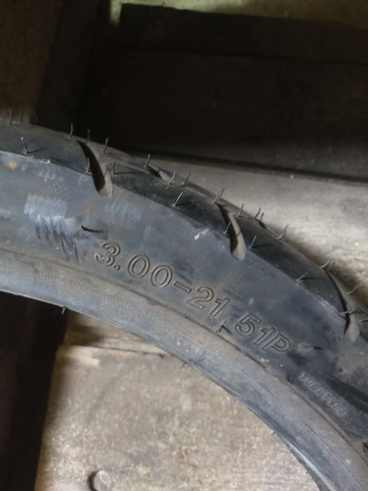 Продам резину на мотоцикл