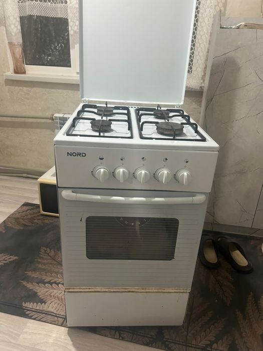 Продам газ плиту NORD в хорошем состоянии