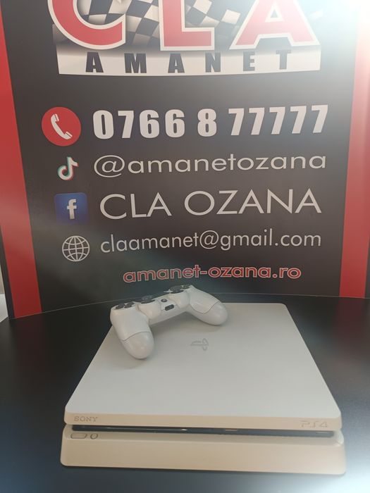 Amanet ozana vinde PlayStation 4 slim