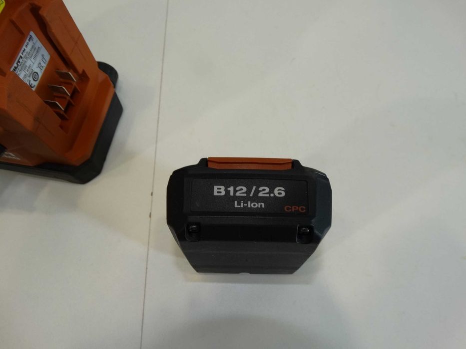 Hilti PM 30 MG - 3D Линеен лазерен нивелир