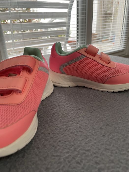 Спортни обувки Adidas