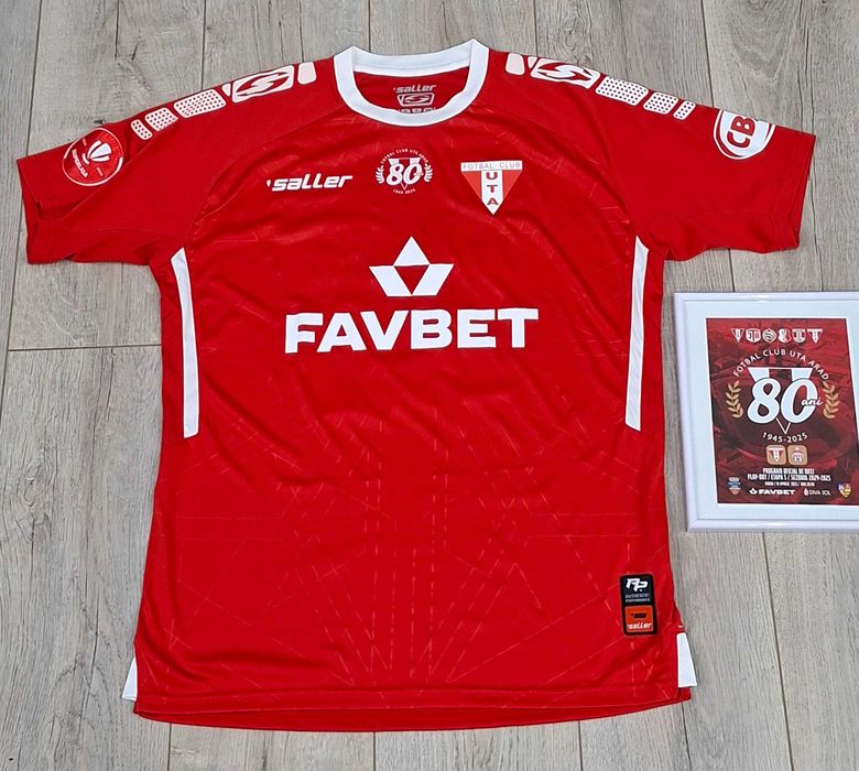 vand tricou de joc UTA ARAD , de la aniversarea a 80 de ani al clubului.