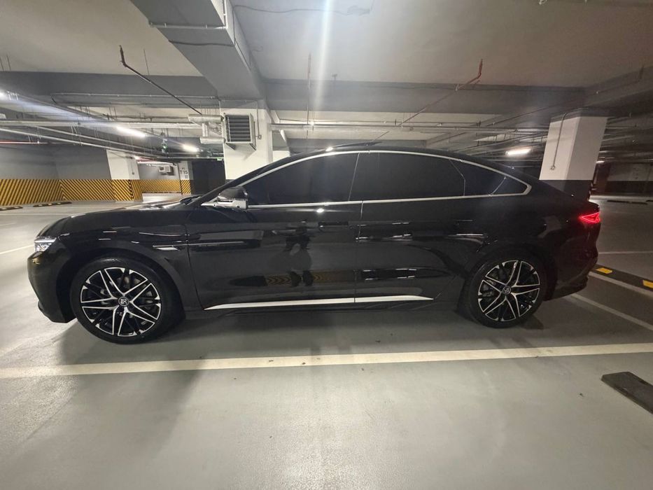 BYD XAN smart 605km black