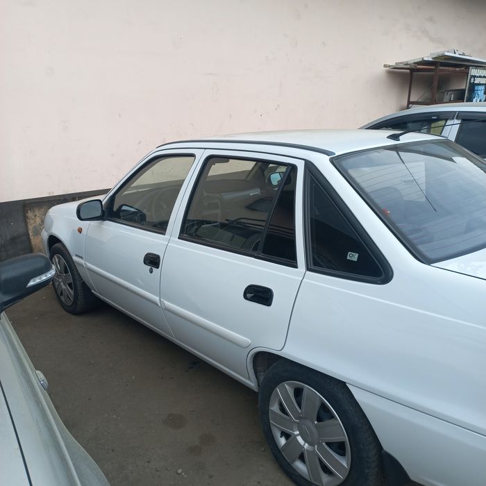Chevrolet     Nexia    2