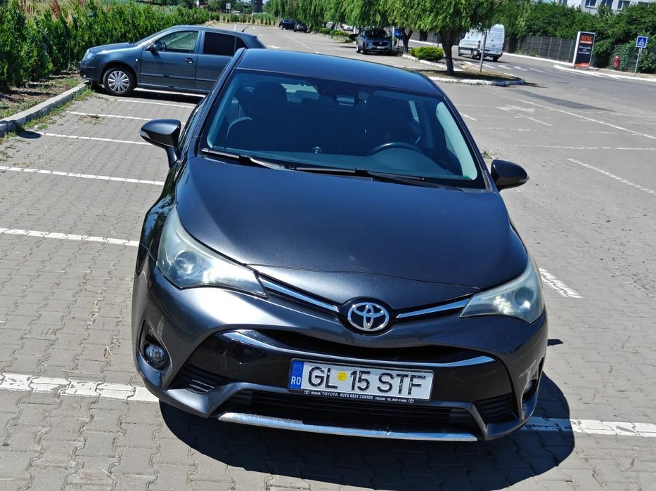 Toyota Avensis E timpul să își găsească un nou drum!