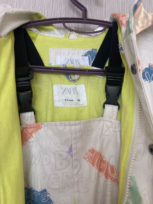 Zara водоустойчив екип за дъжд размер 98