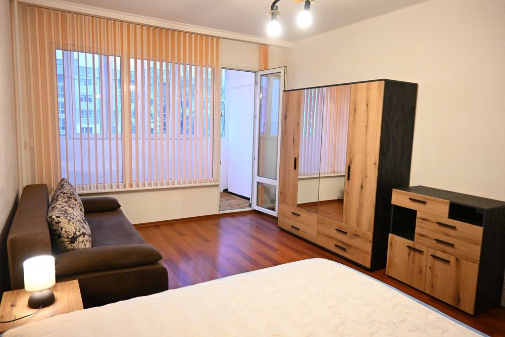 Дава се под наем Двустаен апартамент в София, Света Троица - 50 кв.м за 283.05 € - Снимка #1