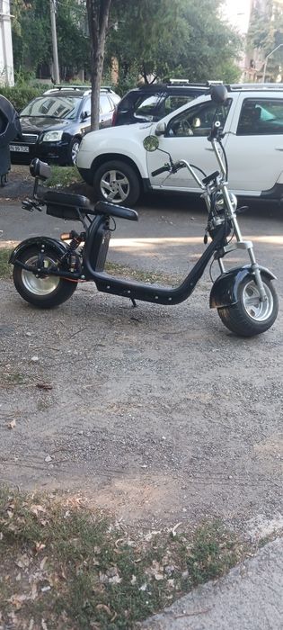 Vând scuter electric
