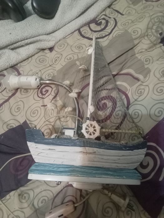 Фигурки статуэтки