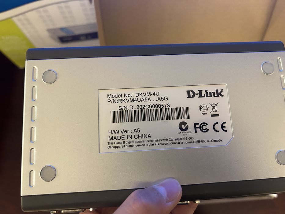 Продам Switch D link