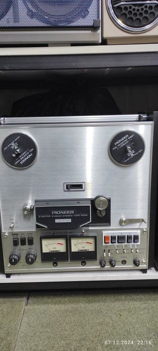 Катушечный магнитофон Pioneer RT 1050