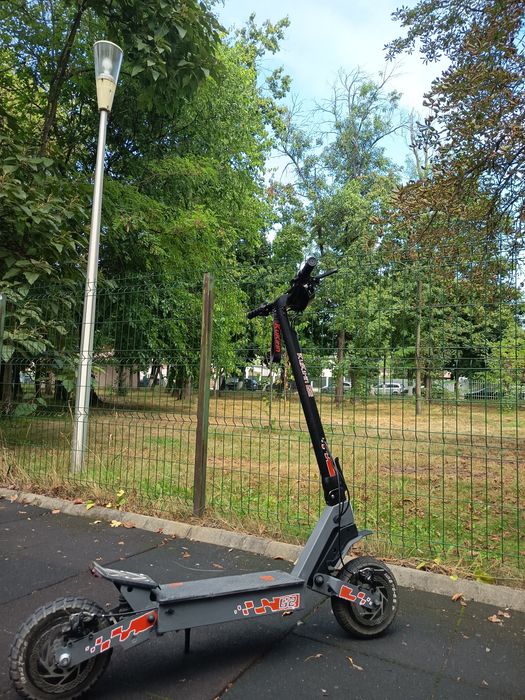 Vând trotineta electrica!