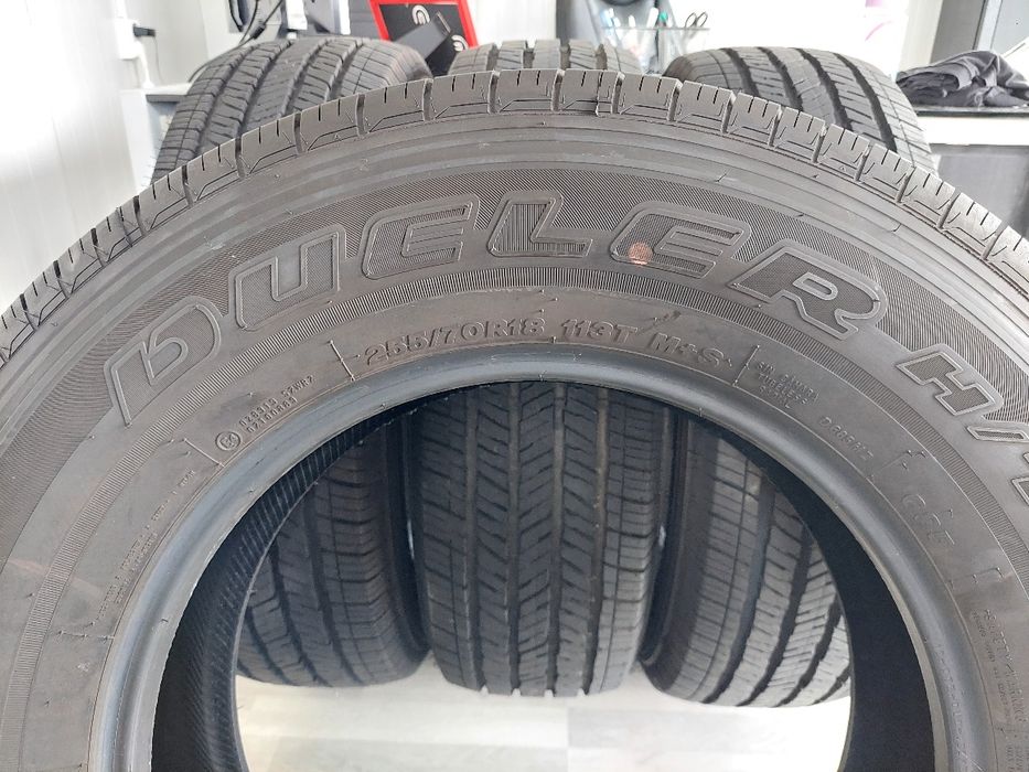 Нови летни гуми 255/70/18 Bridgestone
