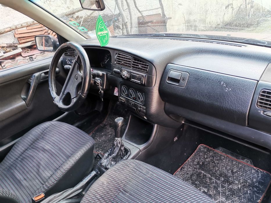 Продавам VW VENTO на части