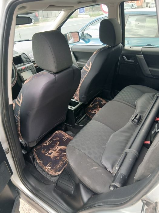 Land rover  feeelander 2  pregătit  de vanatoare
