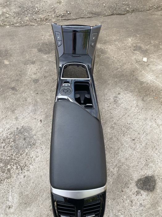 Tunel Cotiera Hyundai i40 2012/2017 Pret 400 lei