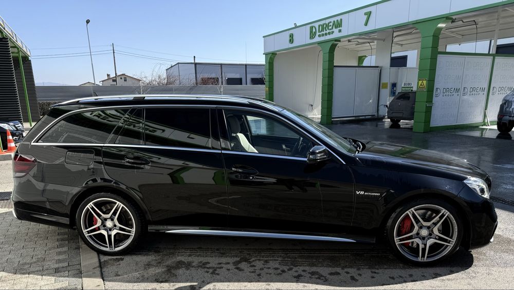 Mercedes-Benz E63 AMG S W212