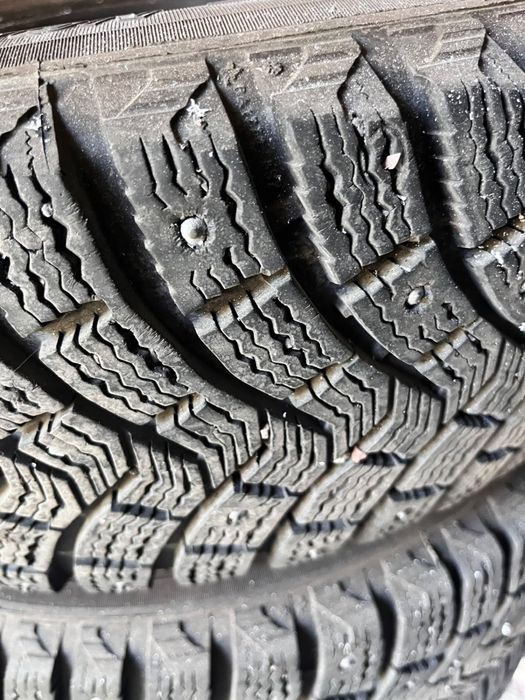 Шины 195/65/15 Michelin зима