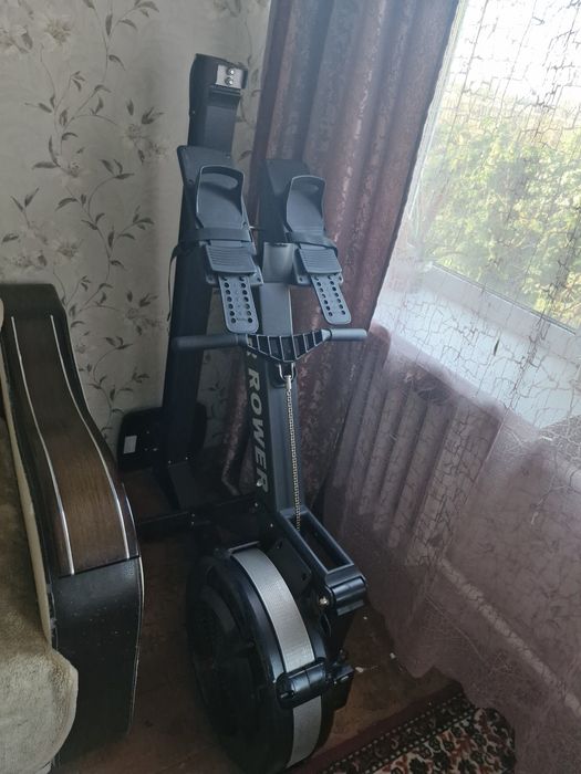 Продам гребной тренажор
