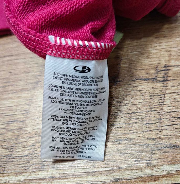 Icebreaker 260 Дамска фланелка с качулка от мериносова вълна размер S