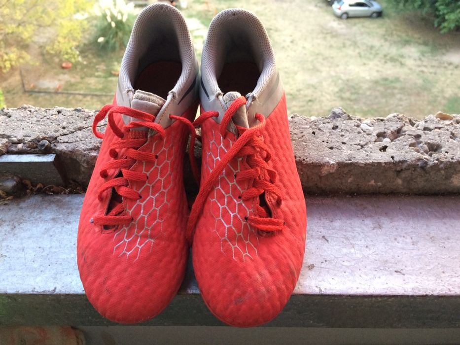 Футболни обувки