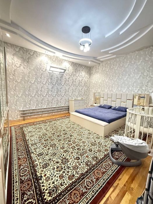 Продаётся дом с большим участком земли