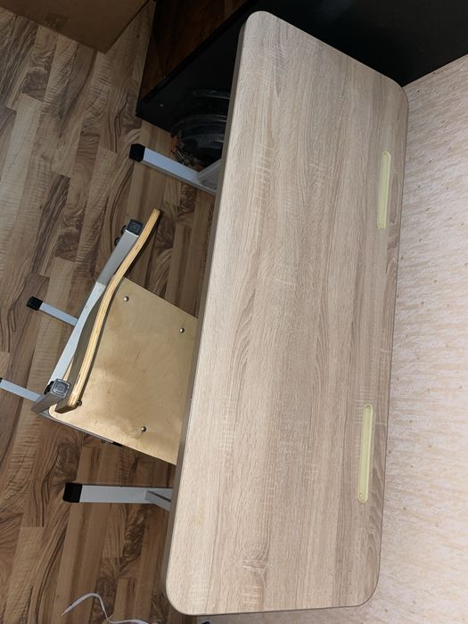 Парта и стул для учебы