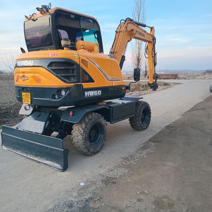 Хундай экскаватор 60 сотилади.и
