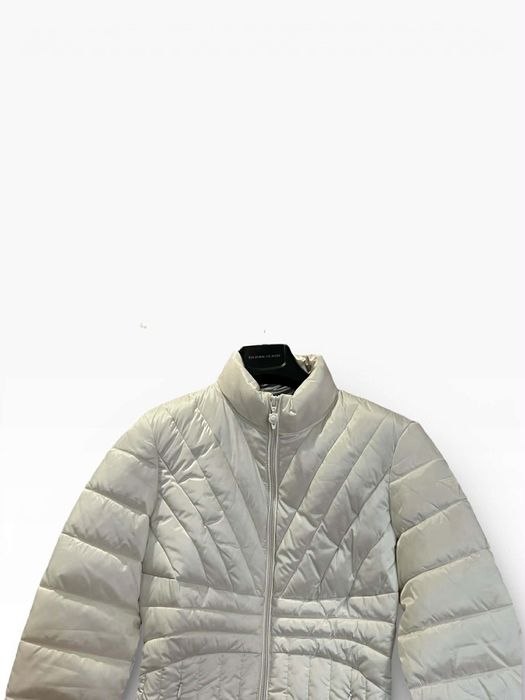 Пролетно дамско яке Guess