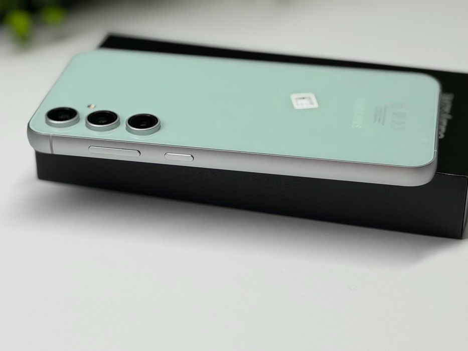 Samsung Galaxy S23 FE 128GB Mint Гаранция