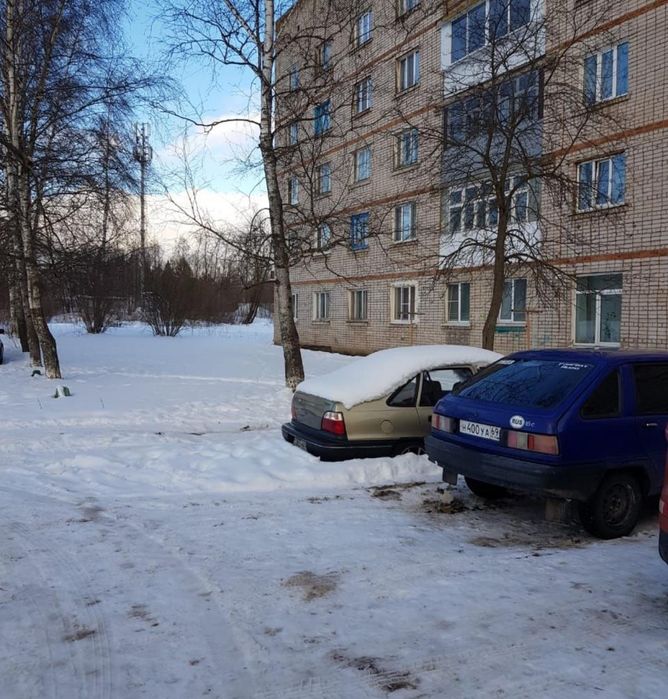 Комната в общежитии   в России