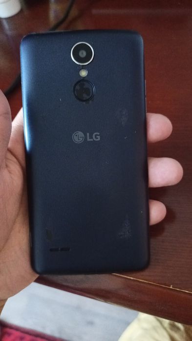 Телефон Lg k8 2017