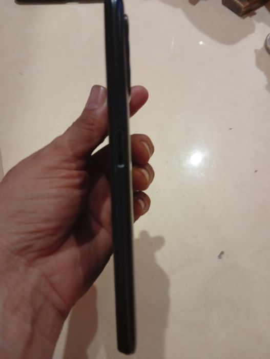 Продам смартфон редми9 т