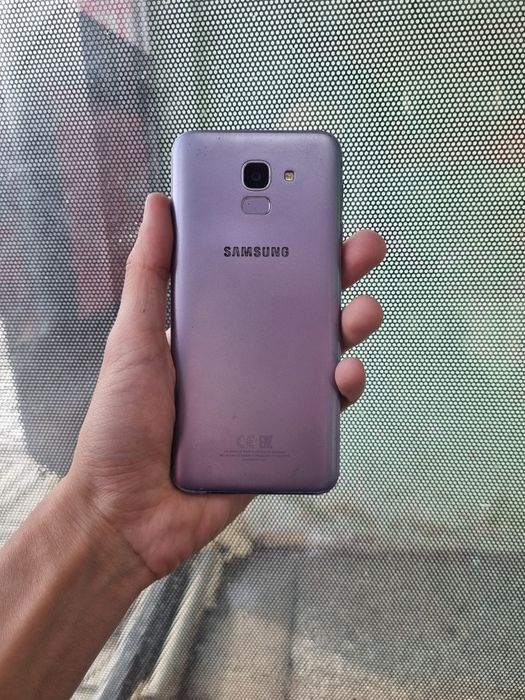 Samsung J6 3/32GB