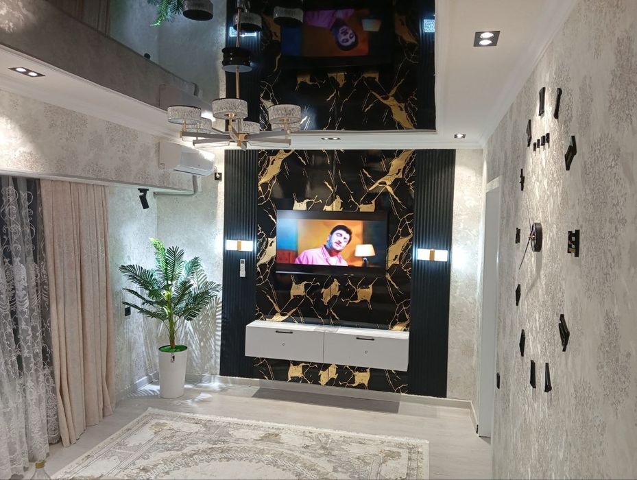 Yunusobod shaxriston metro teleminora orqasida 2 xona uy sotiladi