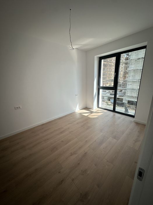 Apartament 2 camere, nemobilat si neutilat, in zona metrou N Teclu