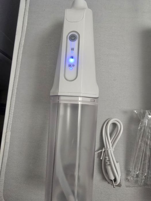 Ирригатор для полости рта