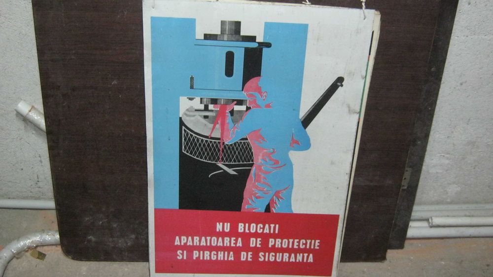 Table PROTECTIA MUNCII,comunism,anii '70.(36X53,5cm)