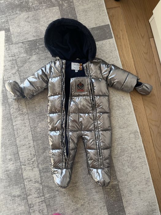 Космонавт за бебе Guess 3-6м